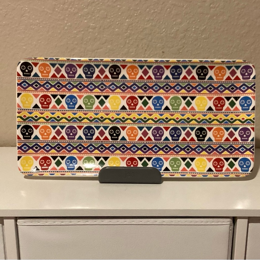 Colorful Skull Pattern CeramicPlatter. New